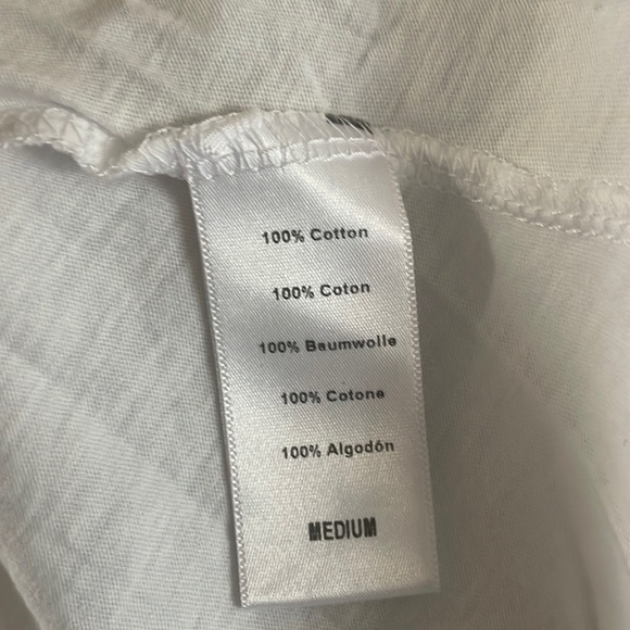 URBAN Outfitters very friendly tee -M New - Picture 6 of 9